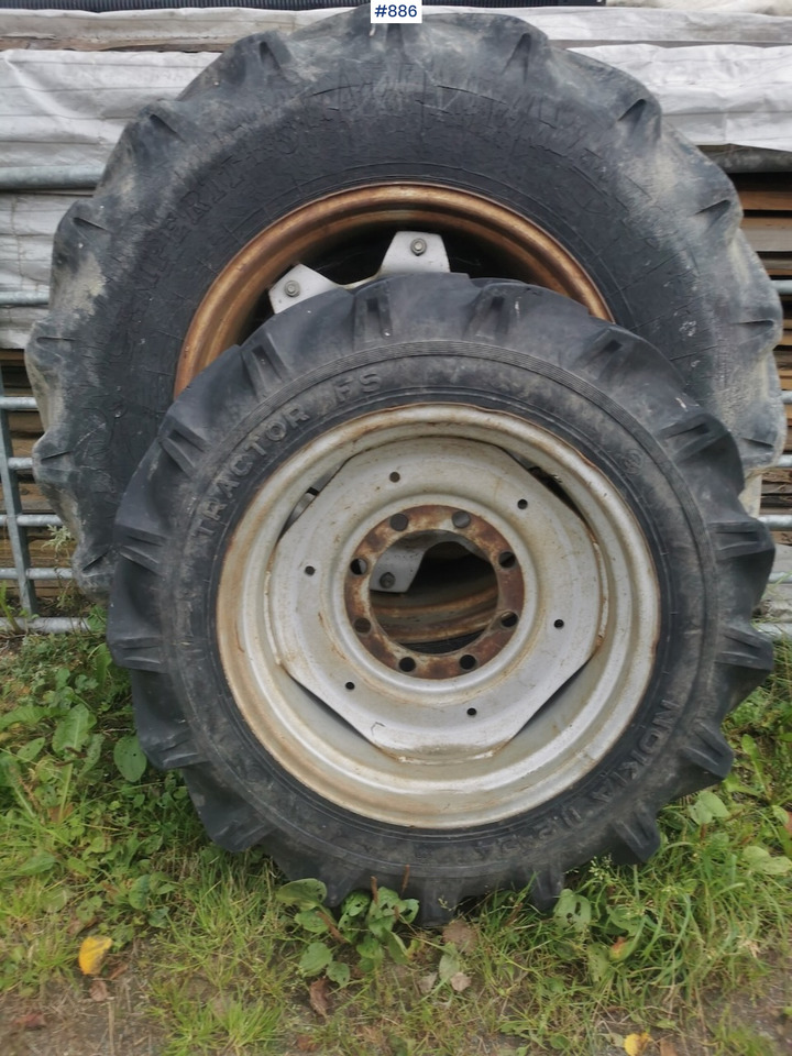 Wheel set on Deutz-Fahr 3.60 - Komplett hjul for Landbruksteknikk: bilde 1 Wheel set on Deutz-Fahr 3.60 - Komplett hjul for Landbruksteknikk: bilde 1