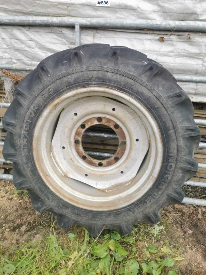Wheel set on Deutz-Fahr 3.60 - Komplett hjul for Landbruksteknikk: bilde 5 Wheel set on Deutz-Fahr 3.60 - Komplett hjul for Landbruksteknikk: bilde 5