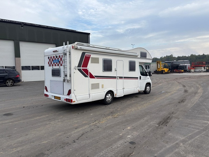 Rimor seal 9 - Alkovebil: bilde 3 Rimor seal 9 - Alkovebil: bilde 3