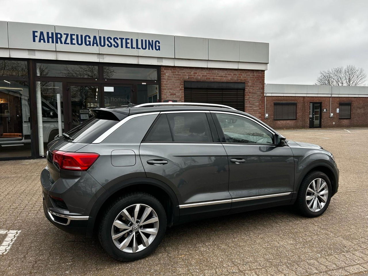 Volkswagen T-Roc Style - SUV: bilde 2 Volkswagen T-Roc Style - SUV: bilde 2