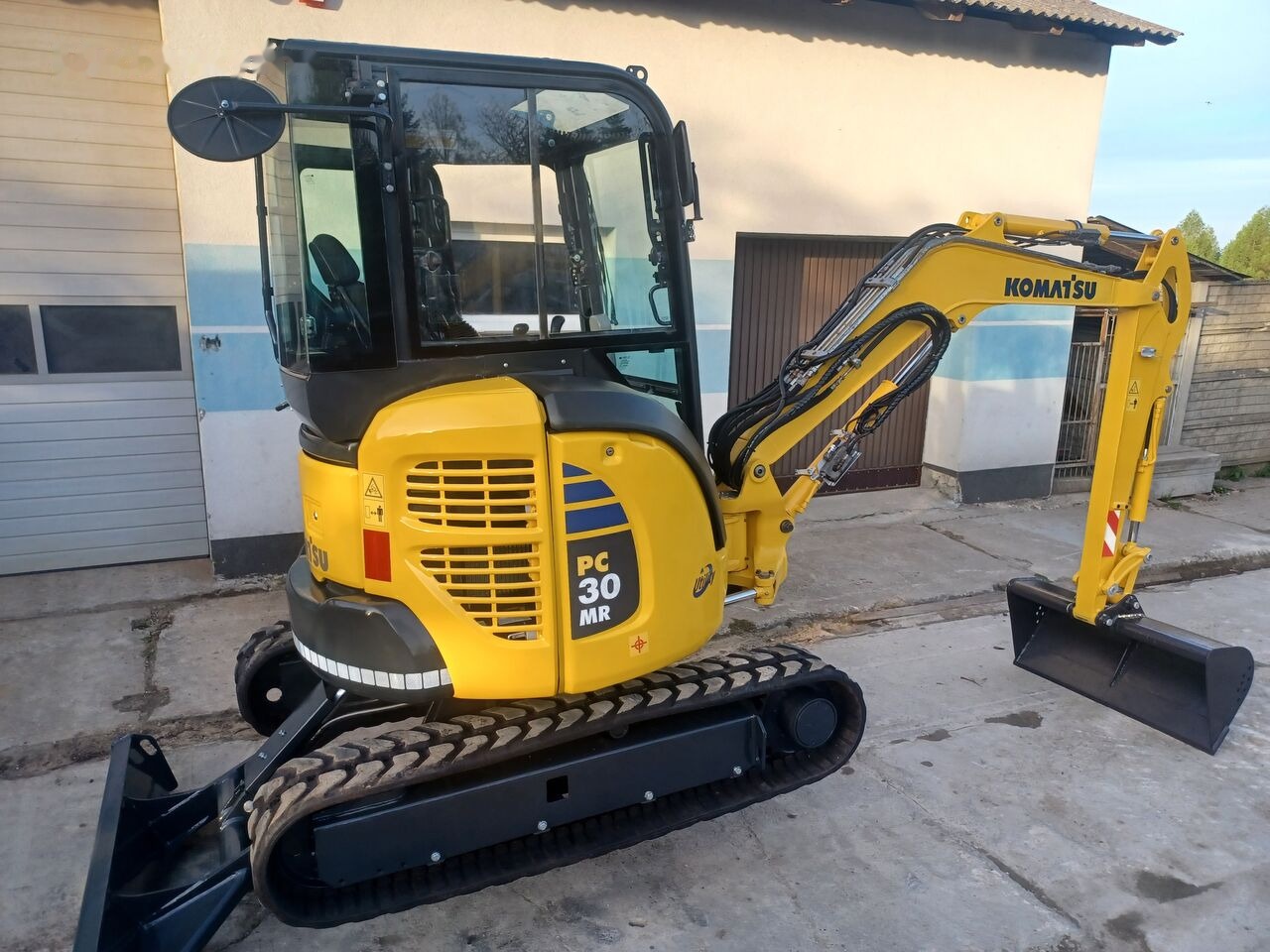 Komatsu PC30MR-3 - Minigraver: bilde 1 Komatsu PC30MR-3 - Minigraver: bilde 1