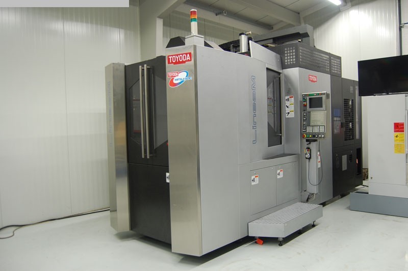 TOYODA Lineam III - CNC maskineringssenter: bilde 1 TOYODA Lineam III - CNC maskineringssenter: bilde 1