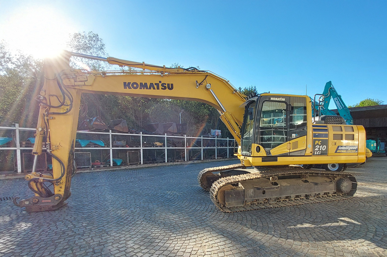 Komatsu PC210LCi-10 - Beltegraver: bilde 4 Komatsu PC210LCi-10 - Beltegraver: bilde 4