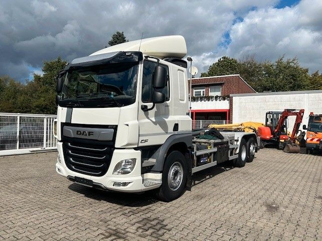 DAF CF 450 Abroller 6x2 - Krokbil: bilde 2 DAF CF 450 Abroller 6x2 - Krokbil: bilde 2