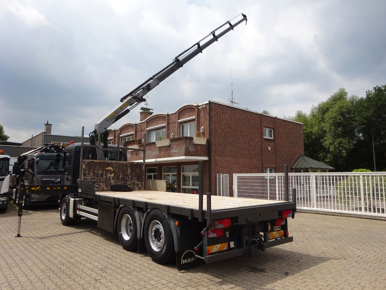 MAN 26.360 TGS Pritsche + PK 16502 Kran 6x2 - Kranbil: bilde 5 MAN 26.360 TGS Pritsche + PK 16502 Kran 6x2 - Kranbil: bilde 5