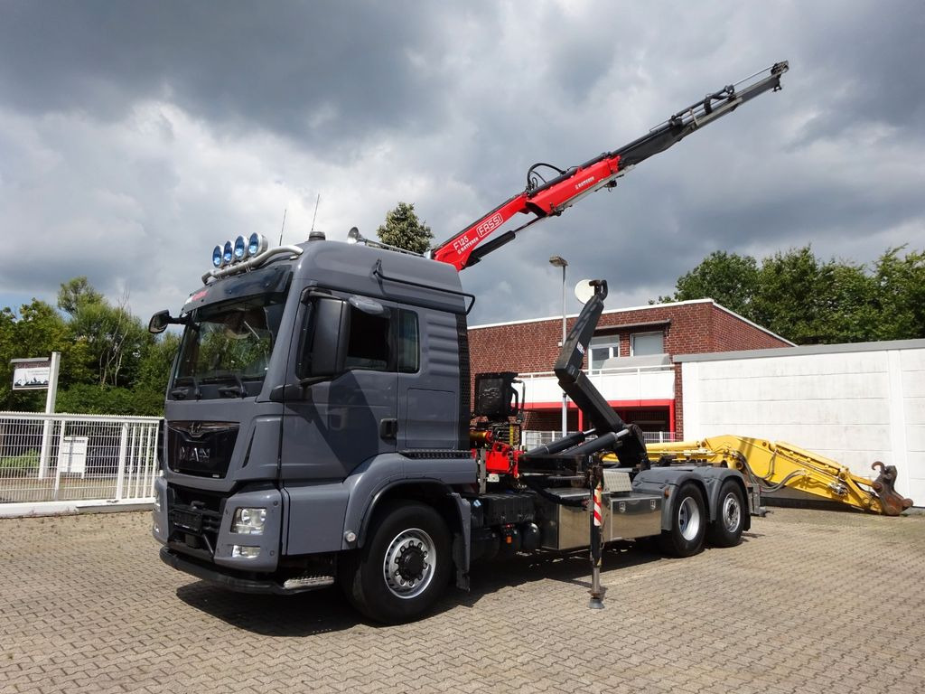 MAN 26.500 Abroller + Fassi F125A Kran 6x2-4 Allrad - Krokbil, Kranbil: bilde 2 MAN 26.500 Abroller + Fassi F125A Kran 6x2-4 Allrad - Krokbil, Kranbil: bilde 2