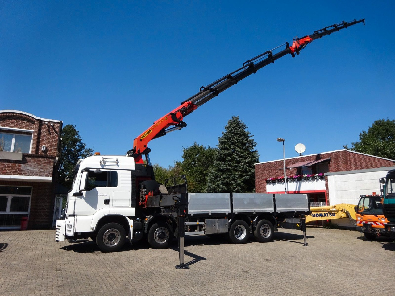 MAN 35.480 TGS Pritsche + PK 65002 Kran 8x2 - Kranbil: bilde 5 MAN 35.480 TGS Pritsche + PK 65002 Kran 8x2 - Kranbil: bilde 5