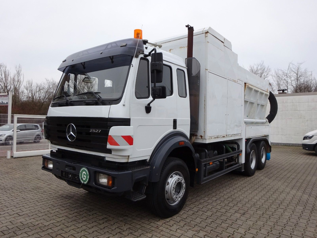 Mercedes-Benz 2527 Saugbagger. RSP Mercedes-Benz 2527 Saugbagger. RSP - Vakuum lastebil: bilde 5 Mercedes-Benz 2527 Saugbagger. RSP Mercedes-Benz 2527 Saugbagger. RSP - Vakuum lastebil: bilde 5