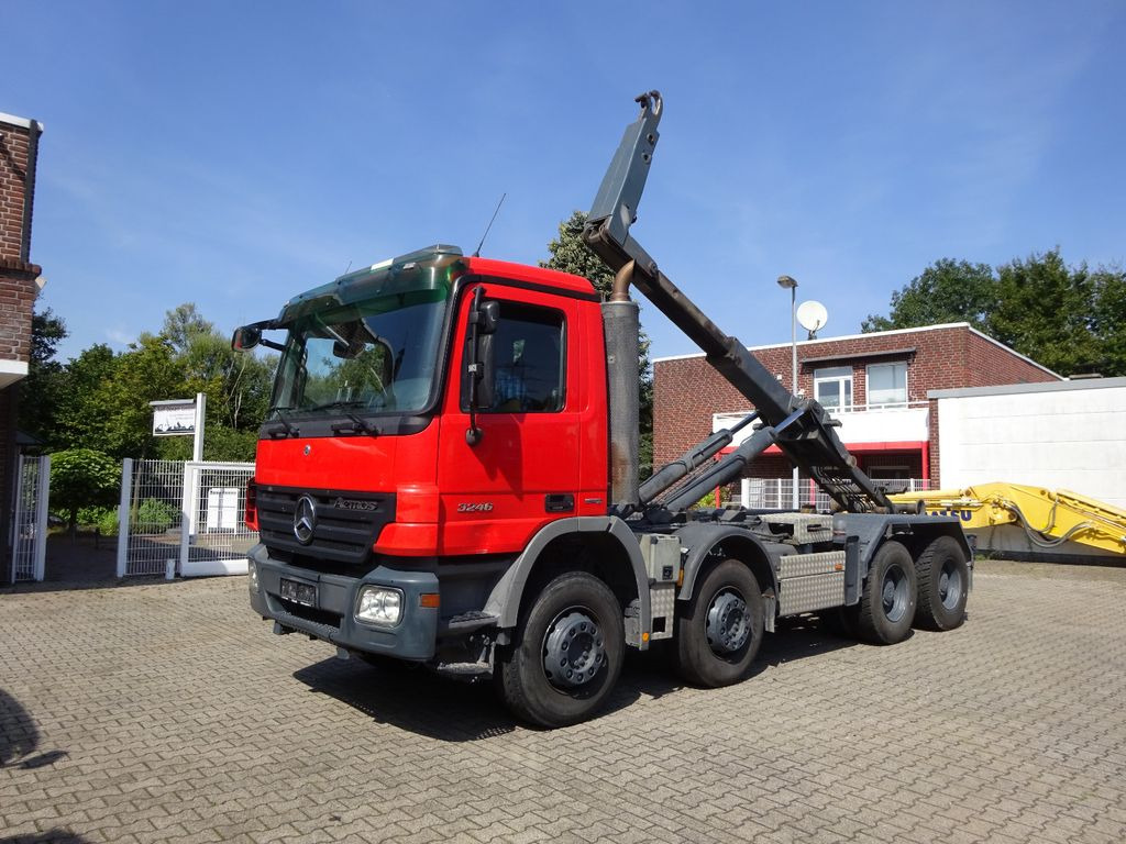 Mercedes-Benz 3246 Actros Abroller K45 8x4 Knickhacken Mercedes-Benz 3246 Actros Abroller K45 8x4 Knickhacken - Krokbil: bilde 2 Mercedes-Benz 3246 Actros Abroller K45 8x4 Knickhacken Mercedes-Benz 3246 Actros Abroller K45 8x4 Knickhacken - Krokbil: bilde 2