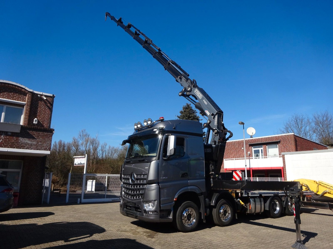 Mercedes-Benz 3453 Plattform + Fassi F820 Kran 8x2 Mercedes-Benz 3453 FASSI F820 Kran 8x Hydr. Ausschub - Kranbil, Planbil: bilde 4 Mercedes-Benz 3453 Plattform + Fassi F820 Kran 8x2 Mercedes-Benz 3453 FASSI F820 Kran 8x Hydr. Ausschub - Kranbil, Planbil: bilde 4