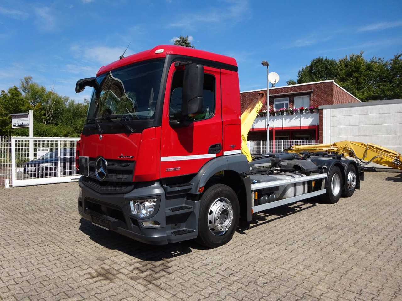 Mercedes-Benz Antos 2532 MEILLER Abroller Lift+Lenkachse 6x2 - Krokbil: bilde 3 Mercedes-Benz Antos 2532 MEILLER Abroller Lift+Lenkachse 6x2 - Krokbil: bilde 3