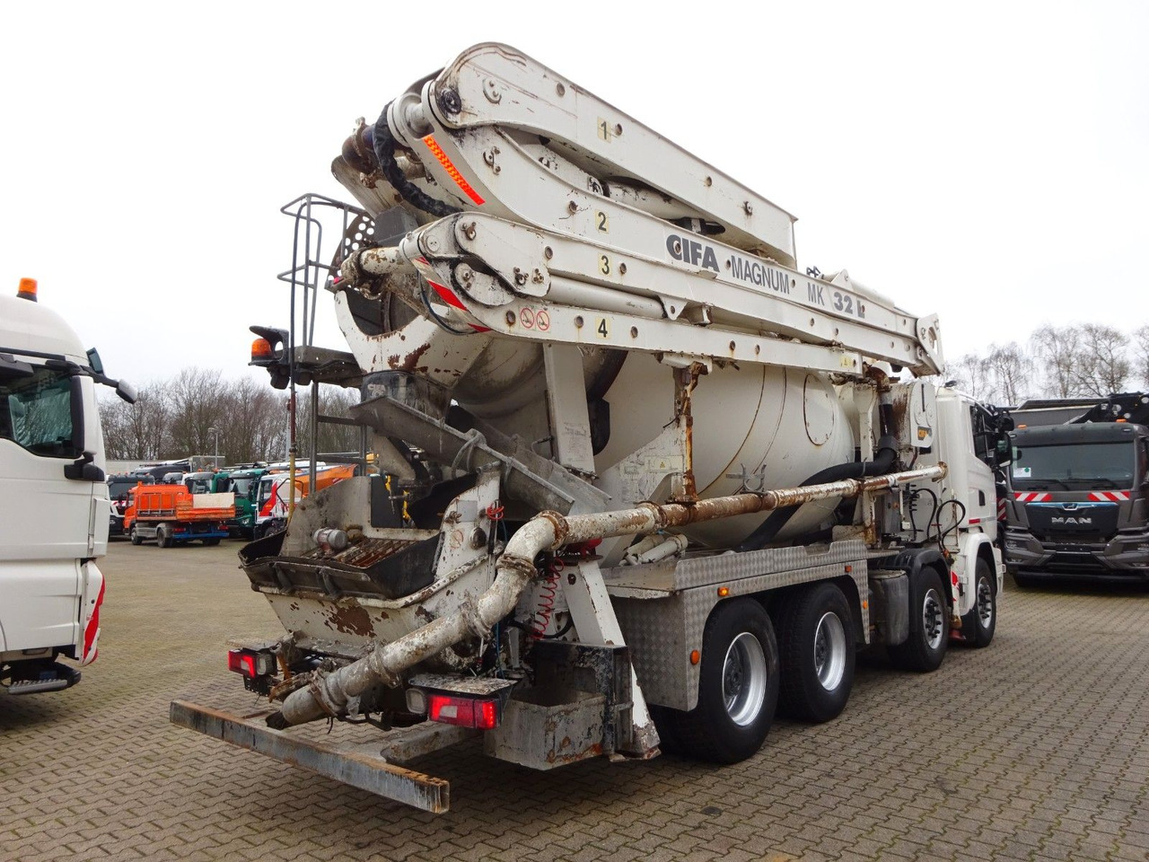 Scania PUMI CIFA 32 Meter 4 Knick. Scania PUMI CIFA 32 Meter 4 Knick. - Betongpumpe: bilde 3 Scania PUMI CIFA 32 Meter 4 Knick. Scania PUMI CIFA 32 Meter 4 Knick. - Betongpumpe: bilde 3