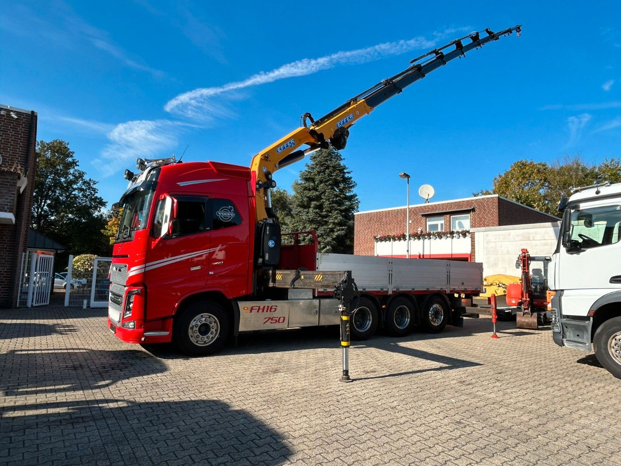 Volvo Autokran FH16 750 Pritsche EFFER 395/8S Lenk - Kranbil: bilde 4 Volvo Autokran FH16 750 Pritsche EFFER 395/8S Lenk - Kranbil: bilde 4