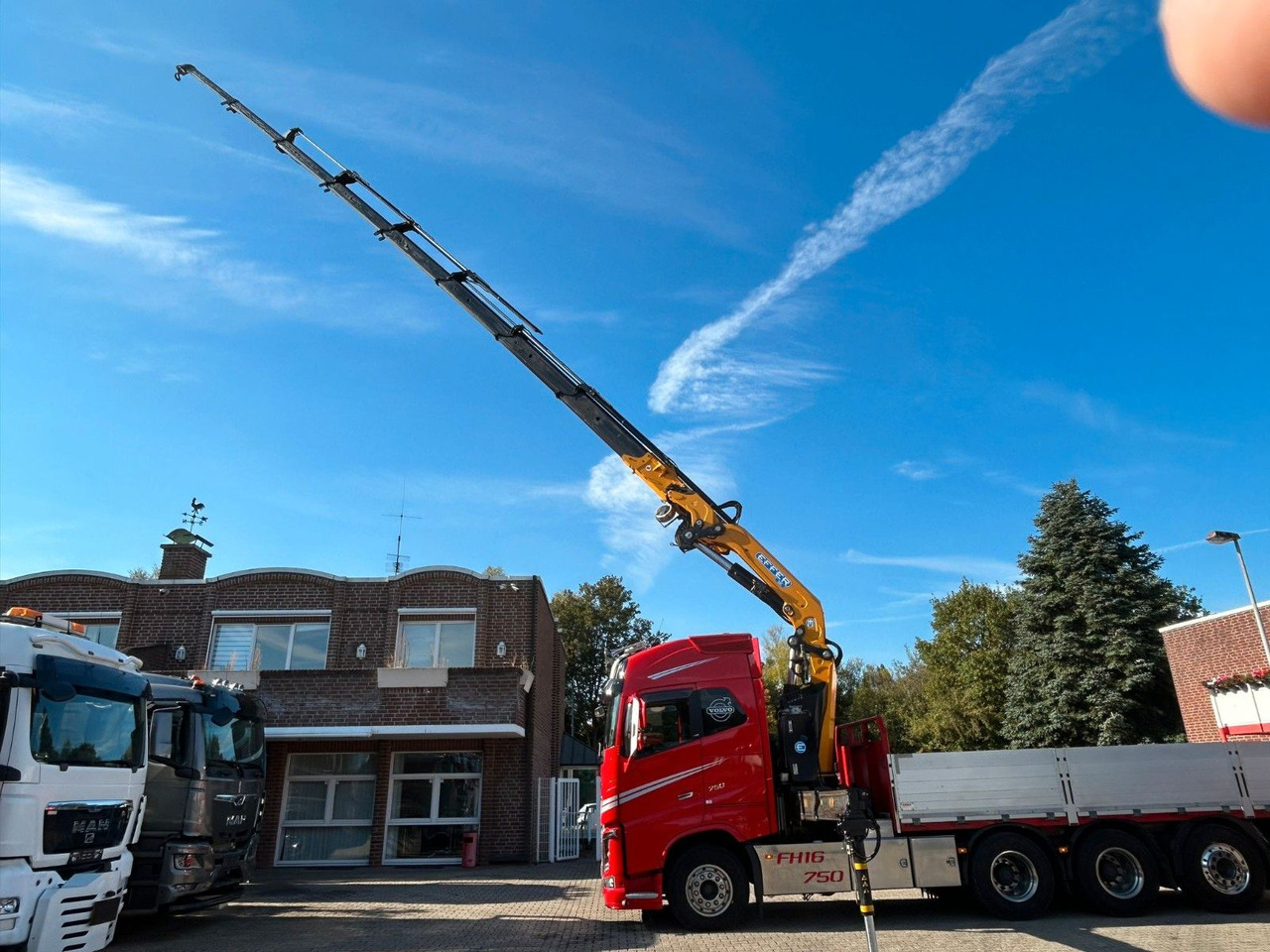 Volvo Autokran FH16 750 Pritsche EFFER 395/8S Lenk - Kranbil: bilde 3 Volvo Autokran FH16 750 Pritsche EFFER 395/8S Lenk - Kranbil: bilde 3