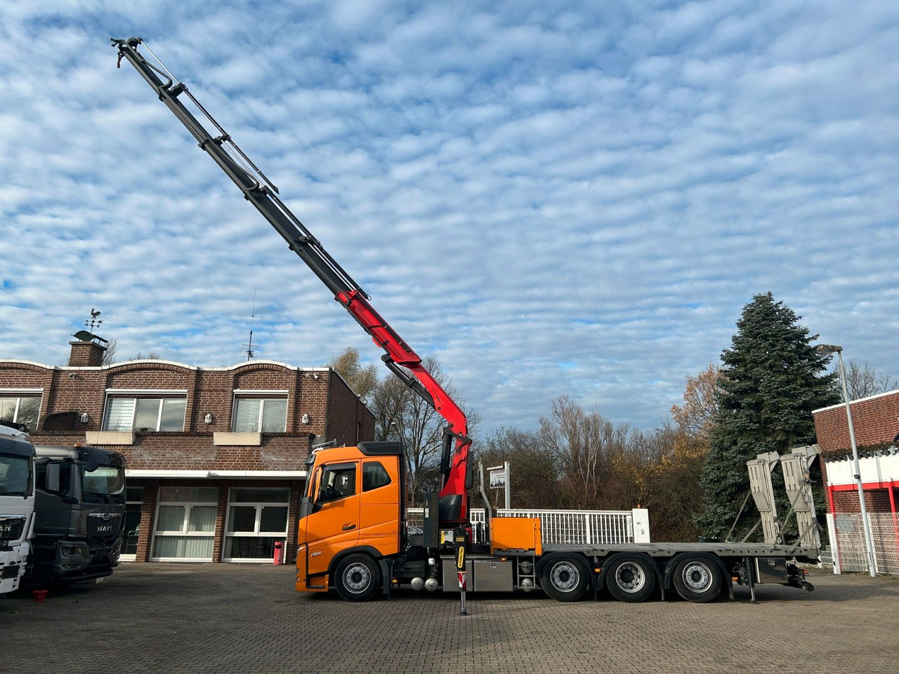 Volvo FH 510 Plattform + PK30002 TEC + Rampen - Kranbil: bilde 2 Volvo FH 510 Plattform + PK30002 TEC + Rampen - Kranbil: bilde 2