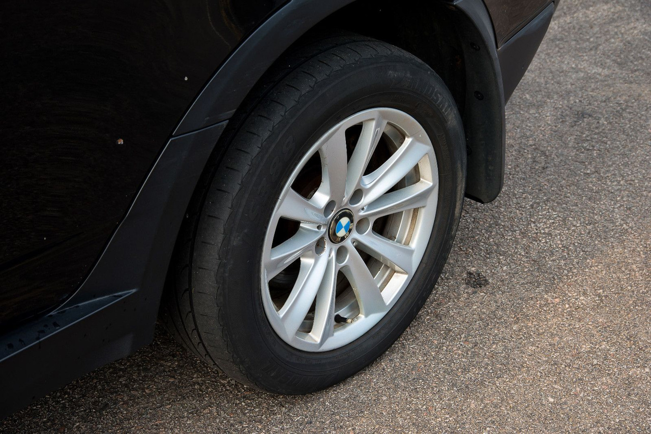 SUV BMW X3 2.0 Diesel 4x4 **RHD** *3 100 €: bilde 11 SUV BMW X3 2.0 Diesel 4x4 **RHD** *3 100 €: bilde 11