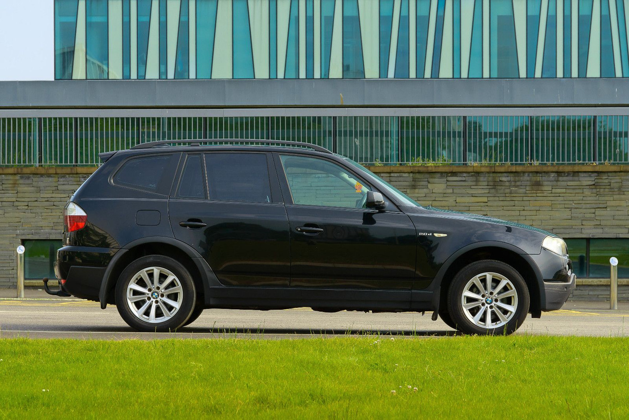 SUV BMW X3 2.0 Diesel 4x4 **RHD** *3 100 €: bilde 8 SUV BMW X3 2.0 Diesel 4x4 **RHD** *3 100 €: bilde 8