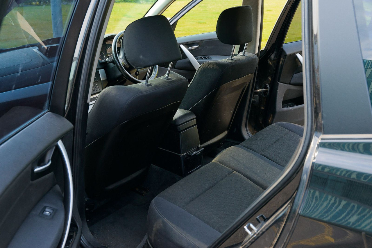 SUV BMW X3 2.0 Diesel 4x4 **RHD** *3 100 €: bilde 23 SUV BMW X3 2.0 Diesel 4x4 **RHD** *3 100 €: bilde 23