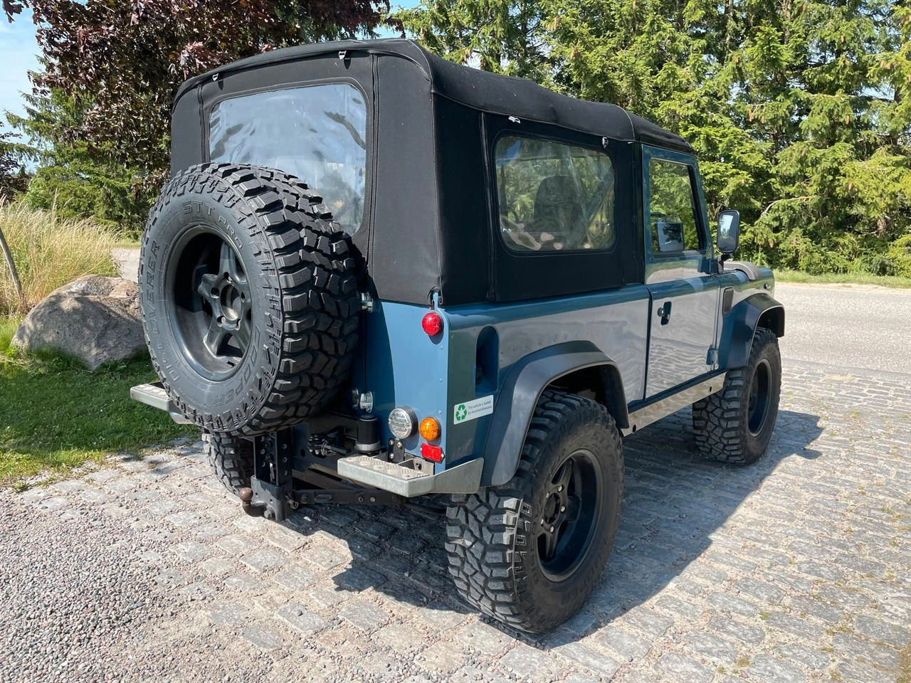 Land Rover LR Defender 90 Soft Top V8 Automatic 60000 brutt Land Rover LR Defender 90 SoftTop V8 Automatic - Pickup: bilde 5 Land Rover LR Defender 90 Soft Top V8 Automatic 60000 brutt Land Rover LR Defender 90 SoftTop V8 Automatic - Pickup: bilde 5