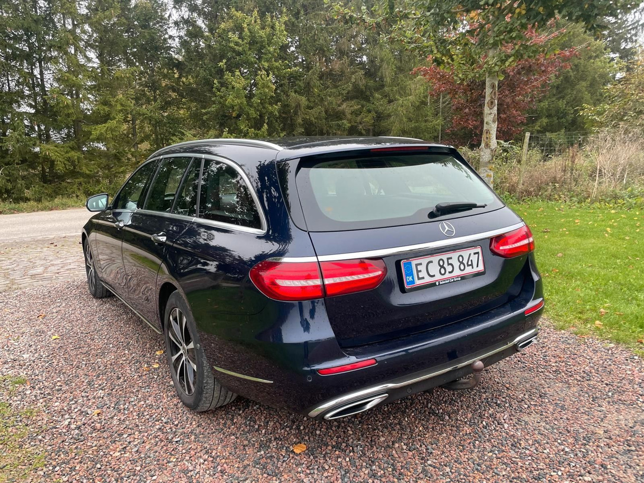 Mercedes-Benz E 220 T-Modell E 220 d *4Matic* - Stasjonsvogn: bilde 3 Mercedes-Benz E 220 T-Modell E 220 d *4Matic* - Stasjonsvogn: bilde 3