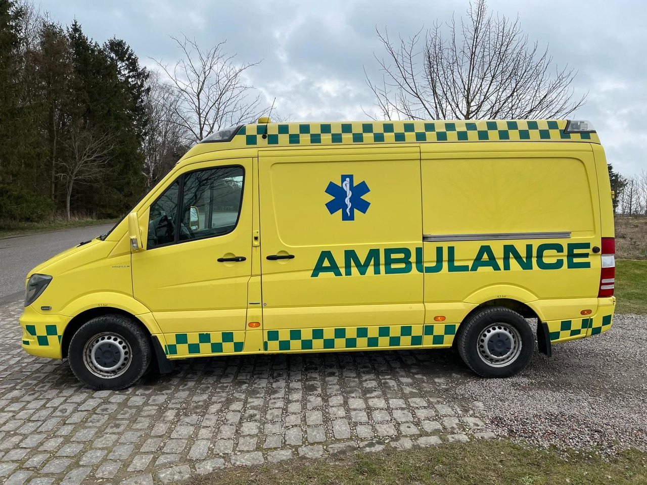 Mercedes-Benz Sprinter 316 CDI Aut *14 000 € netto - Ambulanse: bilde 2 Mercedes-Benz Sprinter 316 CDI Aut *14 000 € netto - Ambulanse: bilde 2