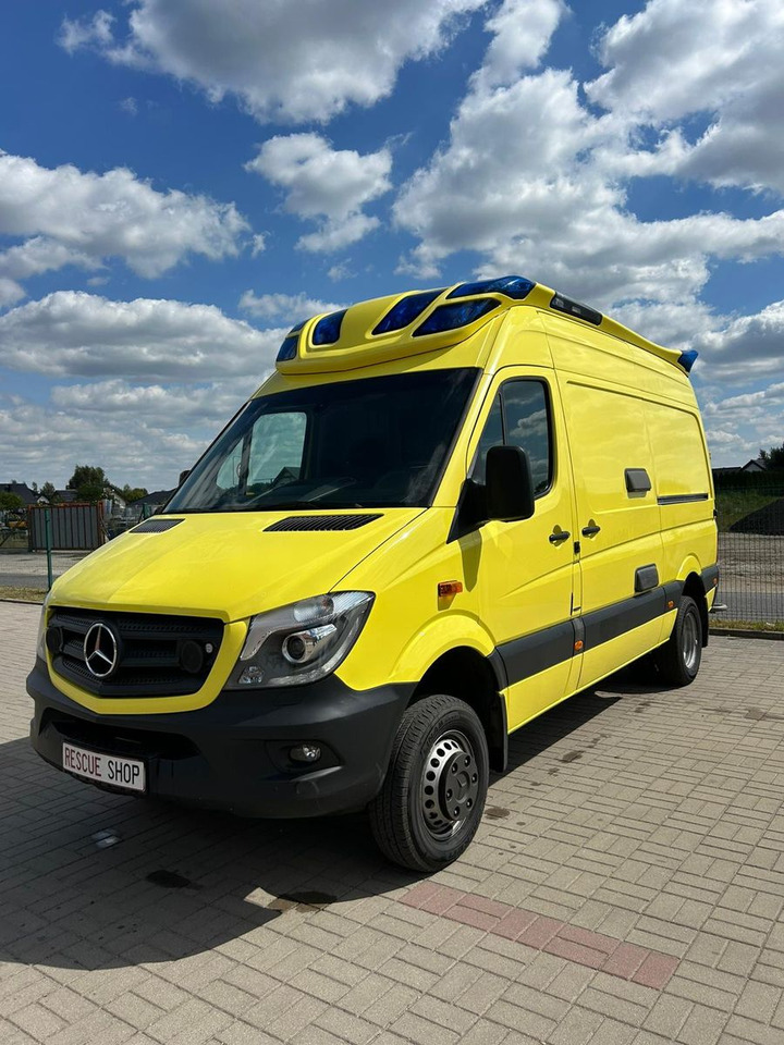 Mercedes-Benz Sprinter 519 CDI 4X4 **Ambulace** - Persontransport: bilde 2 Mercedes-Benz Sprinter 519 CDI 4X4 **Ambulace** - Persontransport: bilde 2