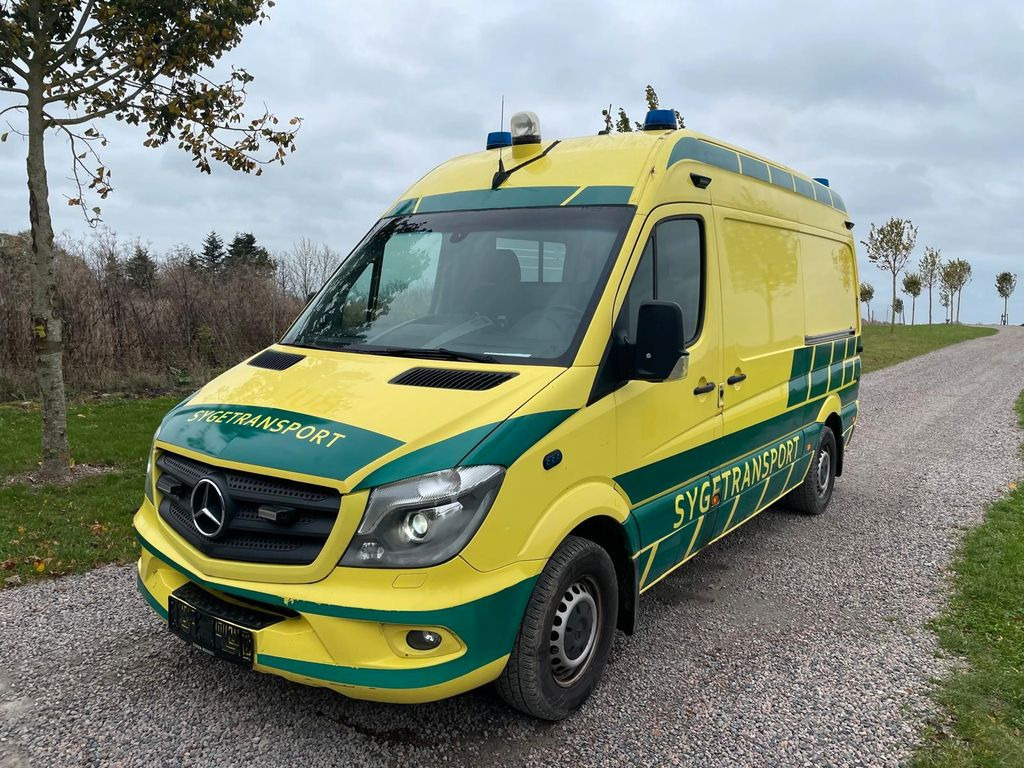 Mercedes-Benz Sprinter II 316 CDI Aut Ambulance - Kassebil: bilde 1 Mercedes-Benz Sprinter II 316 CDI Aut Ambulance - Kassebil: bilde 1