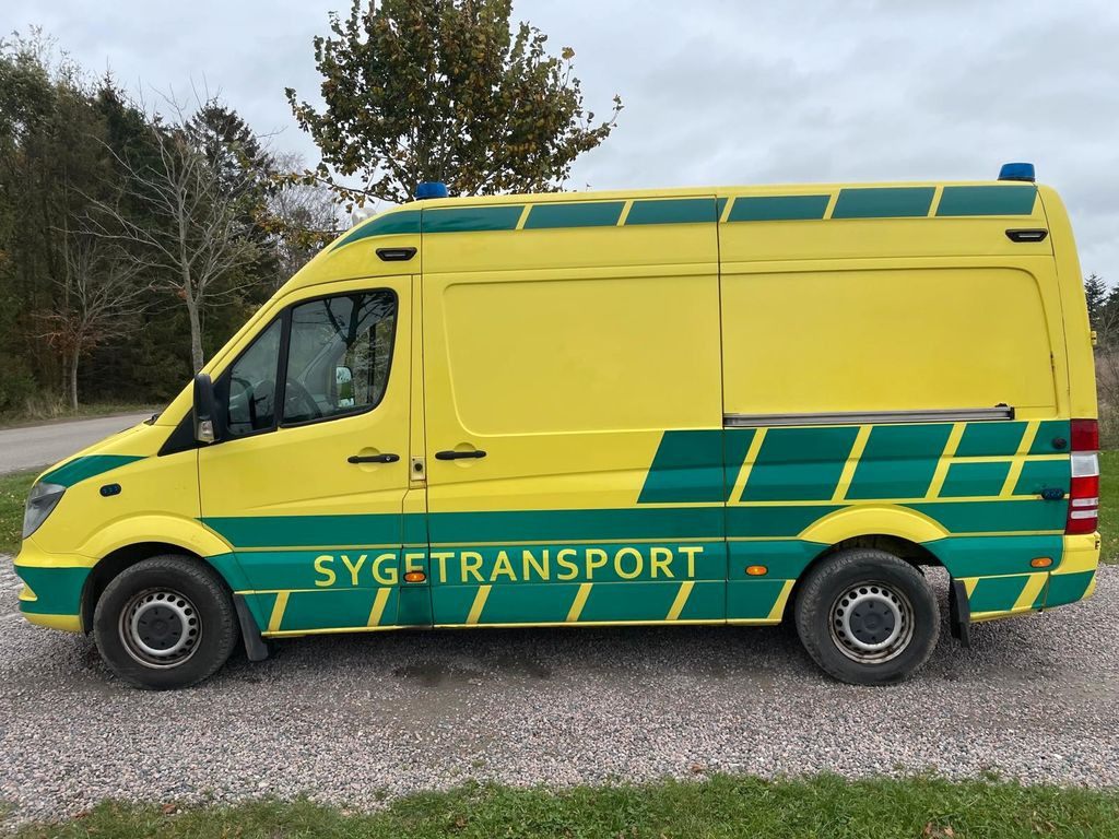 Mercedes-Benz Sprinter II 316 CDI Aut Ambulance - Kassebil: bilde 2 Mercedes-Benz Sprinter II 316 CDI Aut Ambulance - Kassebil: bilde 2
