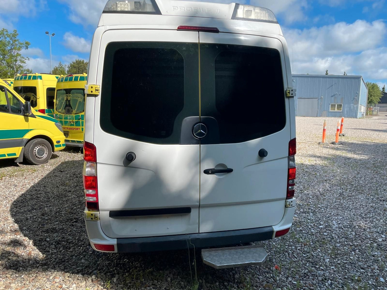 Mercedes-Benz Sprinter II Kasten 316 CDI Aut *Ambulance - Ambulanse: bilde 3 Mercedes-Benz Sprinter II Kasten 316 CDI Aut *Ambulance - Ambulanse: bilde 3