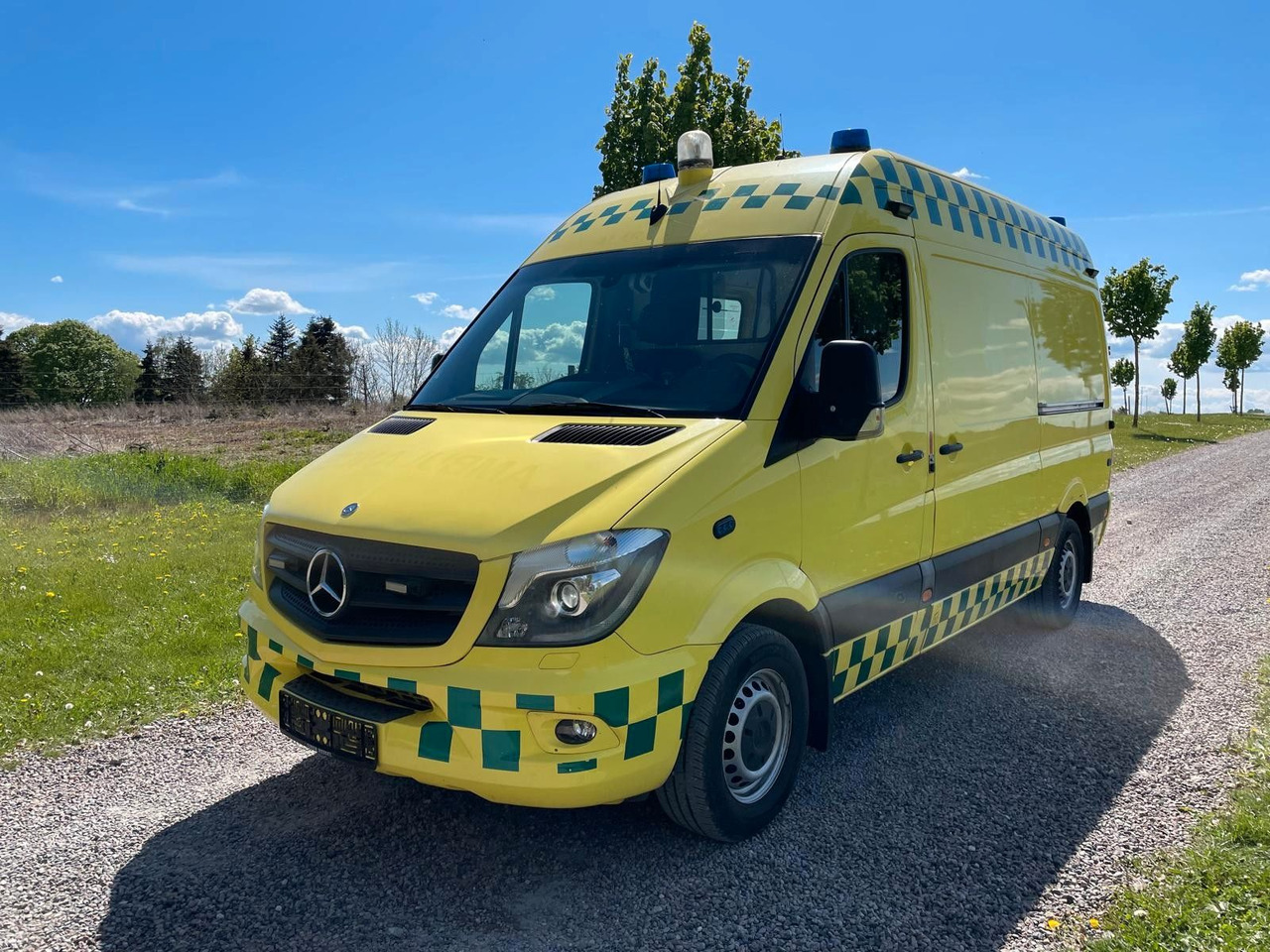 Mercedes-Benz Sprinter II Kasten 316 CDI Aut Ambulance* - Ambulanse: bilde 1 Mercedes-Benz Sprinter II Kasten 316 CDI Aut Ambulance* - Ambulanse: bilde 1