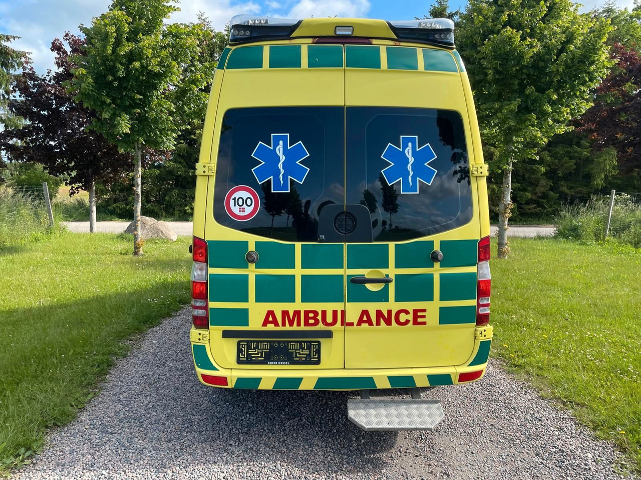 Mercedes-Benz Sprinter II Kasten 316 CDI Aut - Ambulanse: bilde 4 Mercedes-Benz Sprinter II Kasten 316 CDI Aut - Ambulanse: bilde 4