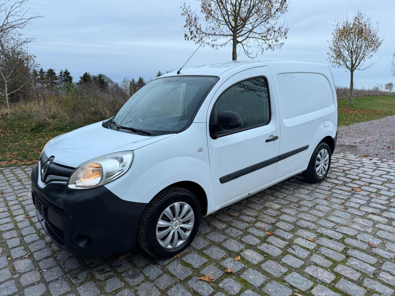 Renault Kangoo Rapid 1.5 dCi Basis *A/C - Små varebil: bilde 2 Renault Kangoo Rapid 1.5 dCi Basis *A/C - Små varebil: bilde 2