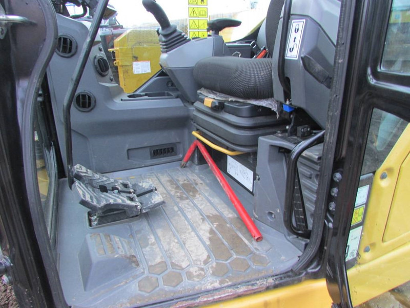 Minigraver Cat 308 CR Kettenbagger / 59.900 EUR: bilde 11 Minigraver Cat 308 CR Kettenbagger / 59.900 EUR: bilde 11