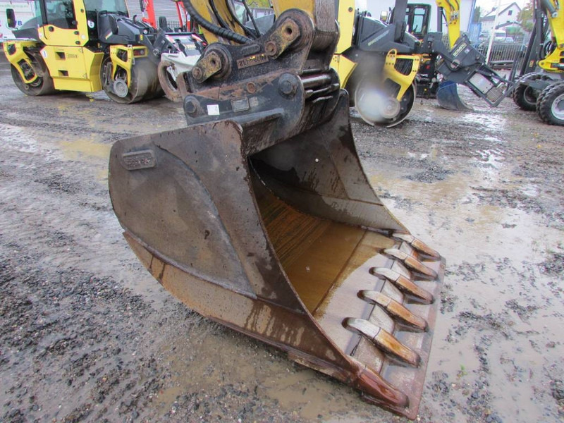 Cat 320 FL Kettenbagger 65.000 EUR - Beltegraver: bilde 2 Cat 320 FL Kettenbagger 65.000 EUR - Beltegraver: bilde 2