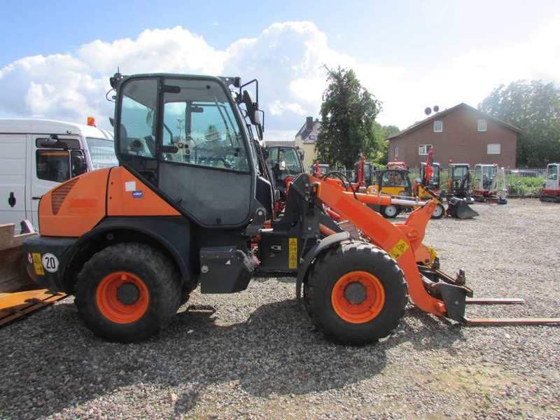 Komatsu WA 80-6 Radlader 26.000 EUR - Hjullaster: bilde 1 Komatsu WA 80-6 Radlader 26.000 EUR - Hjullaster: bilde 1