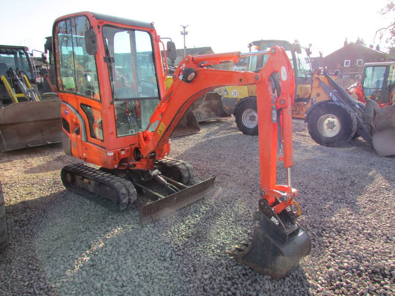 Kubota KX 016-4 Minibagger 14.250 EUR - Minigraver: bilde 3 Kubota KX 016-4 Minibagger 14.250 EUR - Minigraver: bilde 3