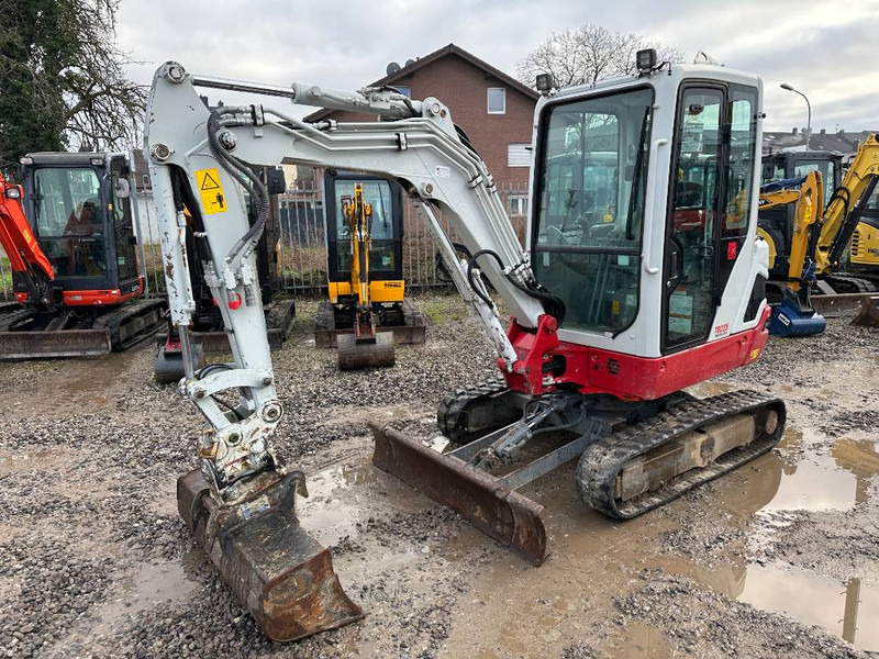 Takeuchi TB 225 V3 Minibagger 25.000 EUR - Minigraver: bilde 2 Takeuchi TB 225 V3 Minibagger 25.000 EUR - Minigraver: bilde 2