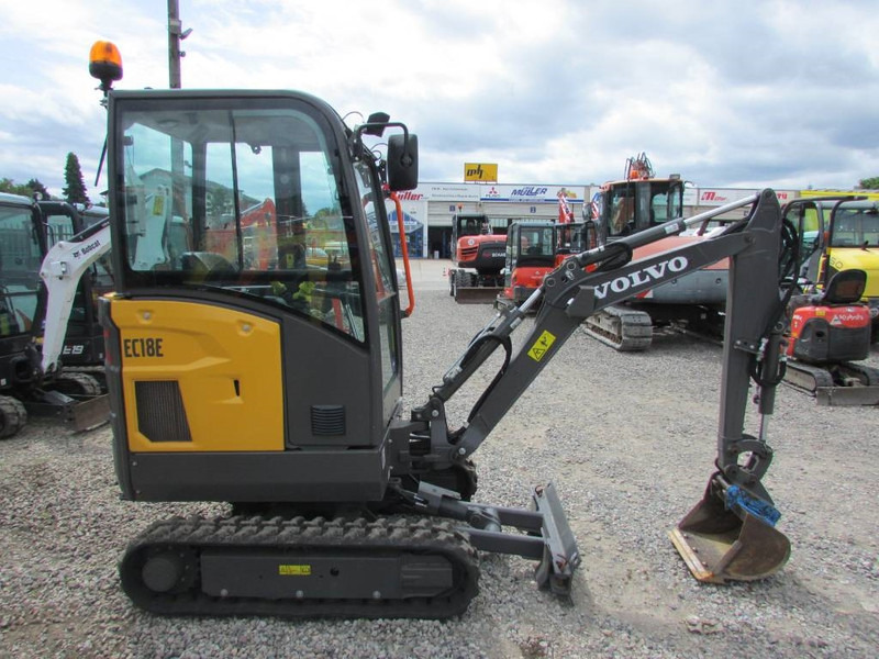 Volvo EC 18 E Minibagger 23.500 EUR - Minigraver: bilde 4 Volvo EC 18 E Minibagger 23.500 EUR - Minigraver: bilde 4