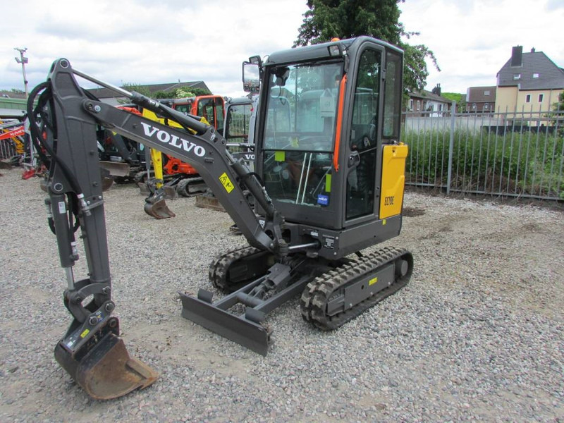 Volvo EC 18 E Minibagger 24.500 EUR - Minigraver: bilde 2 Volvo EC 18 E Minibagger 24.500 EUR - Minigraver: bilde 2