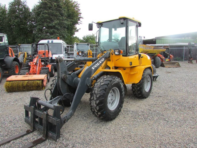 Volvo L 35 B-Z Radlader 16.000 EUR - Hjullaster: bilde 2 Volvo L 35 B-Z Radlader 16.000 EUR - Hjullaster: bilde 2