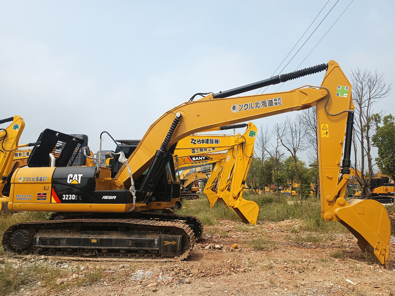 CATERPILLAR 323D2L - Beltegraver: bilde 1 CATERPILLAR 323D2L - Beltegraver: bilde 1