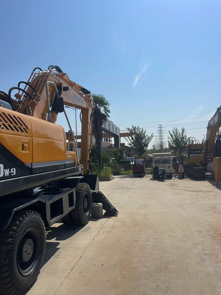 Hyundai 210W-9 - Hjulgraver: bilde 3 Hyundai 210W-9 - Hjulgraver: bilde 3
