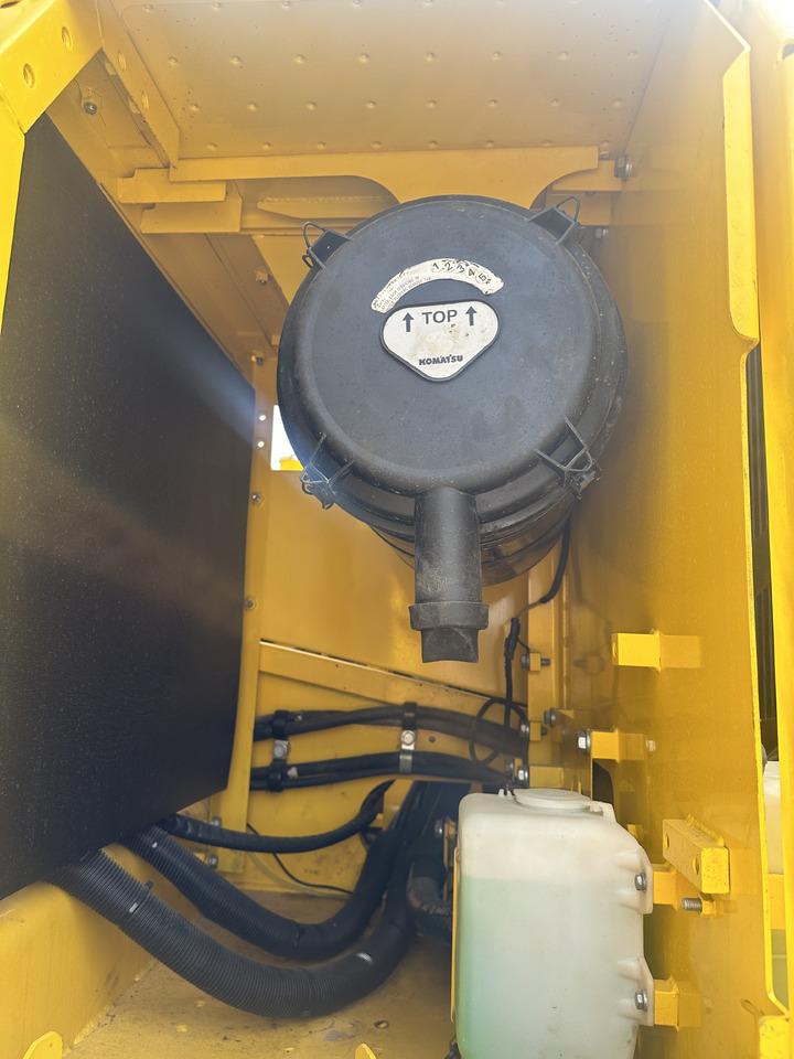 Komatsu PC 240 LC-8 - Beltegraver: bilde 5 Komatsu PC 240 LC-8 - Beltegraver: bilde 5