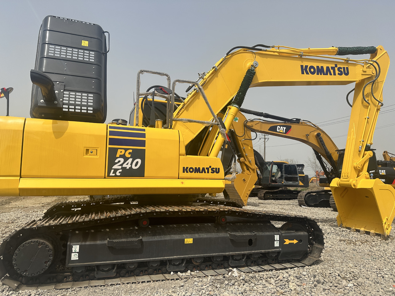 Komatsu PC 240 LC-8 - Beltegraver: bilde 2 Komatsu PC 240 LC-8 - Beltegraver: bilde 2