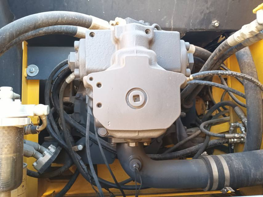 Beltegraver Komatsu PC 300: bilde 6