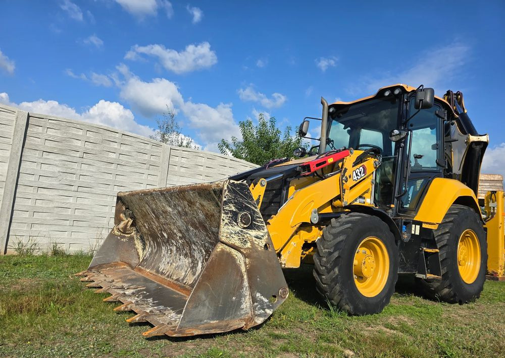 Caterpillar - Traktorgraver: bilde 1 Caterpillar - Traktorgraver: bilde 1