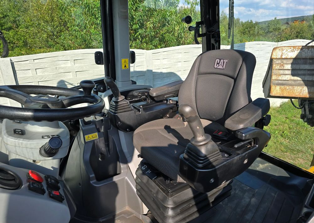 Caterpillar - Traktorgraver: bilde 4 Caterpillar - Traktorgraver: bilde 4