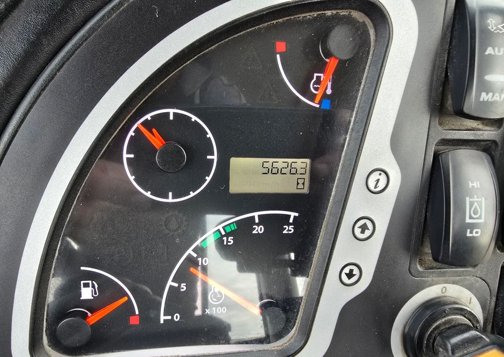 JCB - Traktorgraver: bilde 4 JCB - Traktorgraver: bilde 4