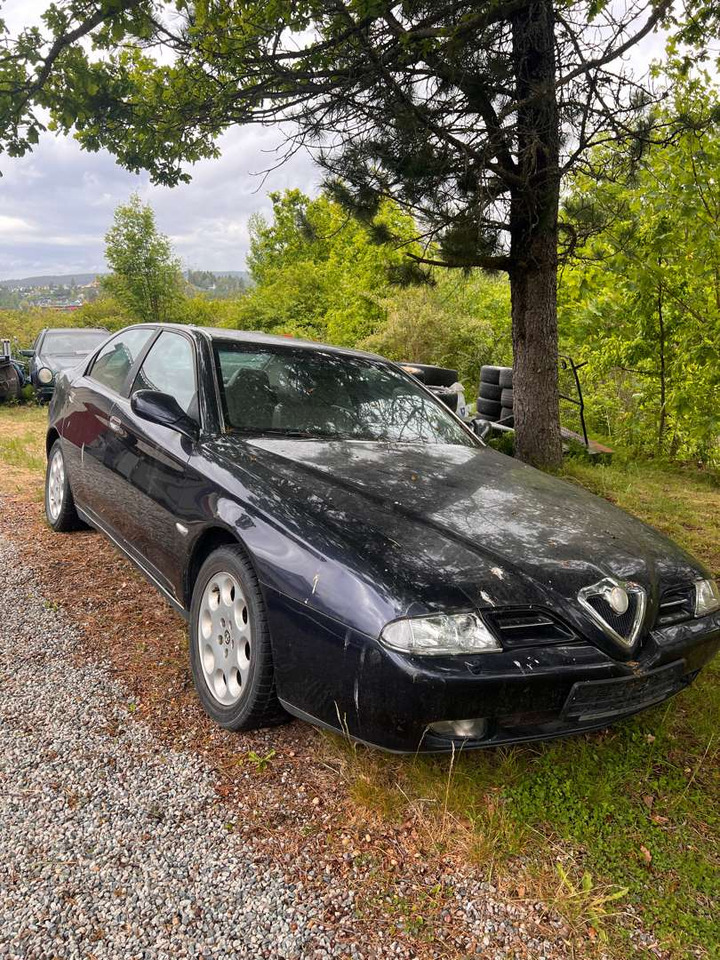 1999 Alfa Romeo 166 - Personenbil: bilde 1 1999 Alfa Romeo 166 - Personenbil: bilde 1