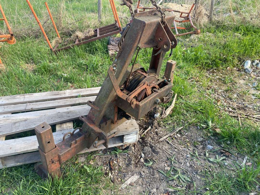 Vinsj til traktor - Utstyr for Bygg og anlegg: bilde 3 Vinsj til traktor - Utstyr for Bygg og anlegg: bilde 3